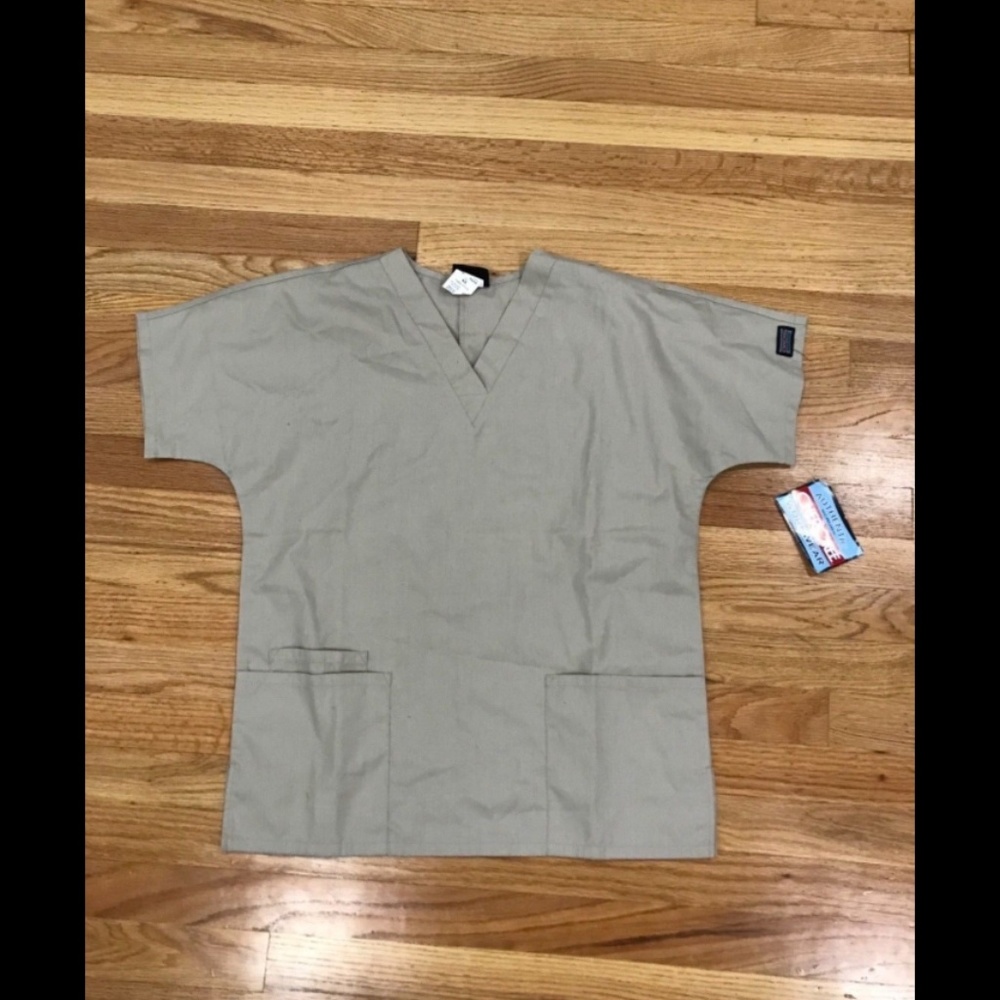 Cherokee Workwear Women’s Hospital Scrubs V-Neck